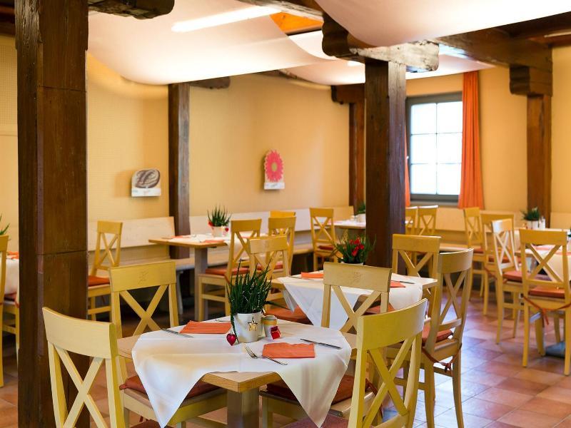 Jufa Hotel Weinviertel - Eselsmuehle Seefeld-Kadolz エクステリア 写真